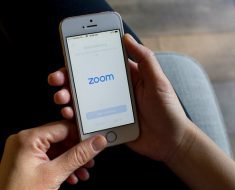 La aplicación de videollamadas Zoom se actualiza para mejorar la privacidad