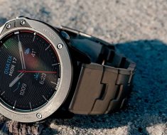 Garmin Quatix 6X, ¡el reloj inteligente que se carga con el sol!