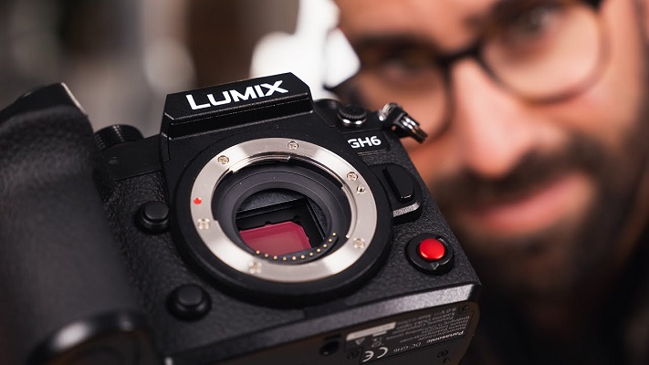 Panasonic LUMIX GH6 3